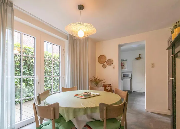 Sweet Alice Holiday Home